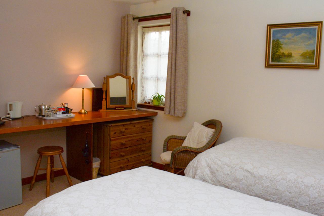 Clarke Cottage Guest House Dunfermline Eksteriør billede